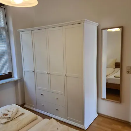 Moselpromenade 5 *